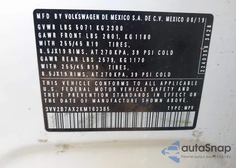 2019 Volkswagen Tiguan 2.0T Se/2.0T Sel/2.0T Sel R-Line/2.0T Sel R-Line Black z USA, uszkodzony, nr VIN 3VV2B7AX2KM163385